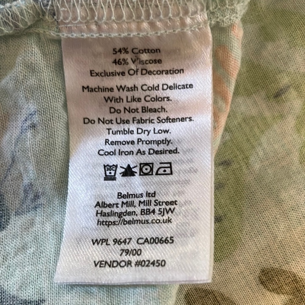 NWOT Eddie Bauer Women’s  medium Patterned Shirt - - Picture 4 of 4
